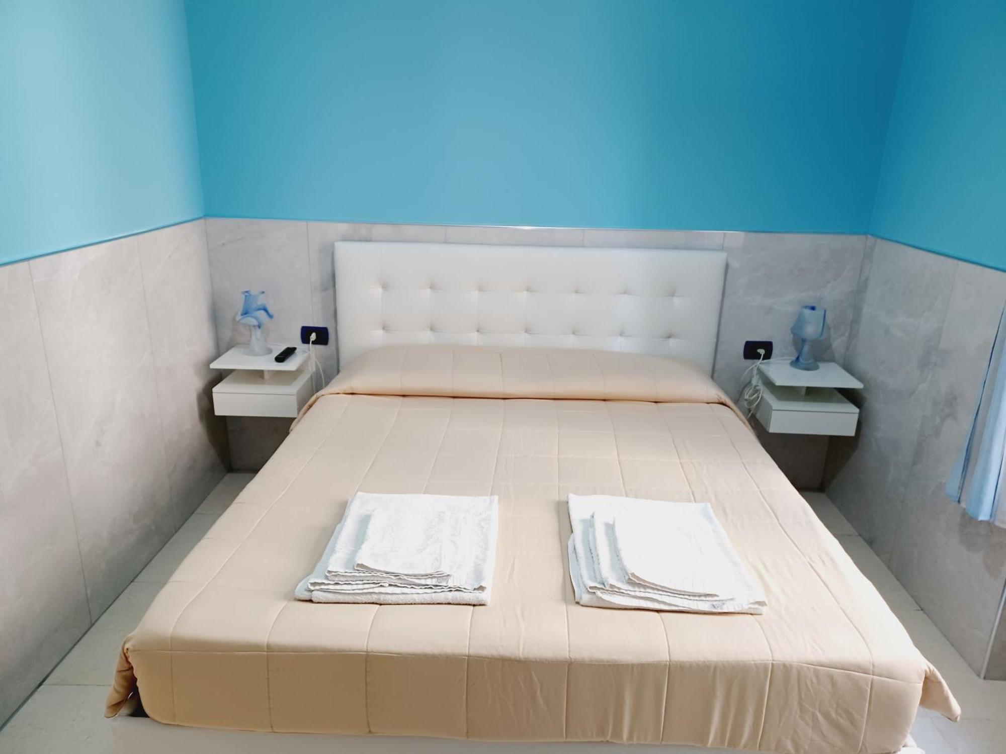 B&B Quattro Palazzi Napoli Centro ภายนอก รูปภาพ