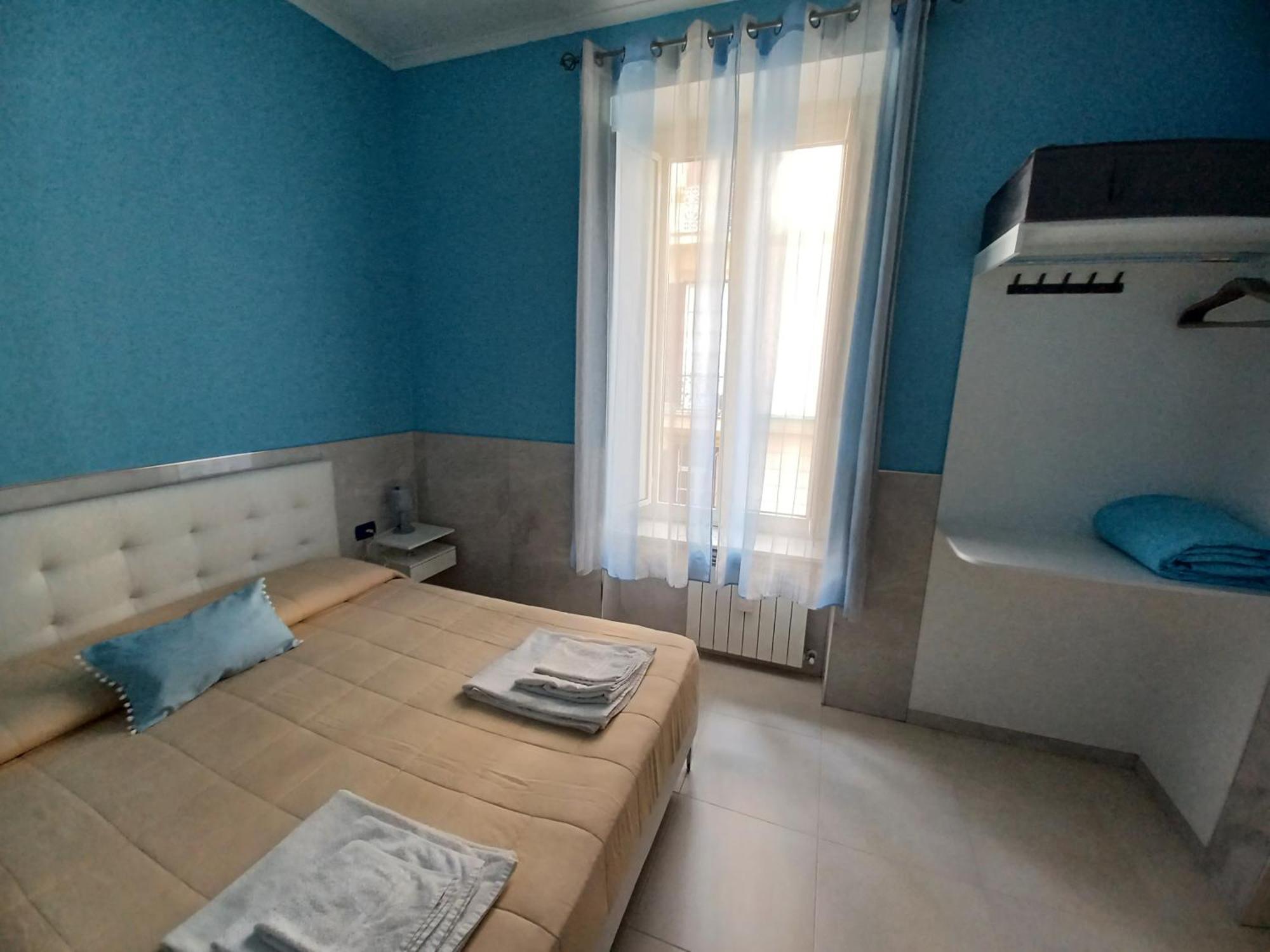 B&B Quattro Palazzi Napoli Centro ภายนอก รูปภาพ