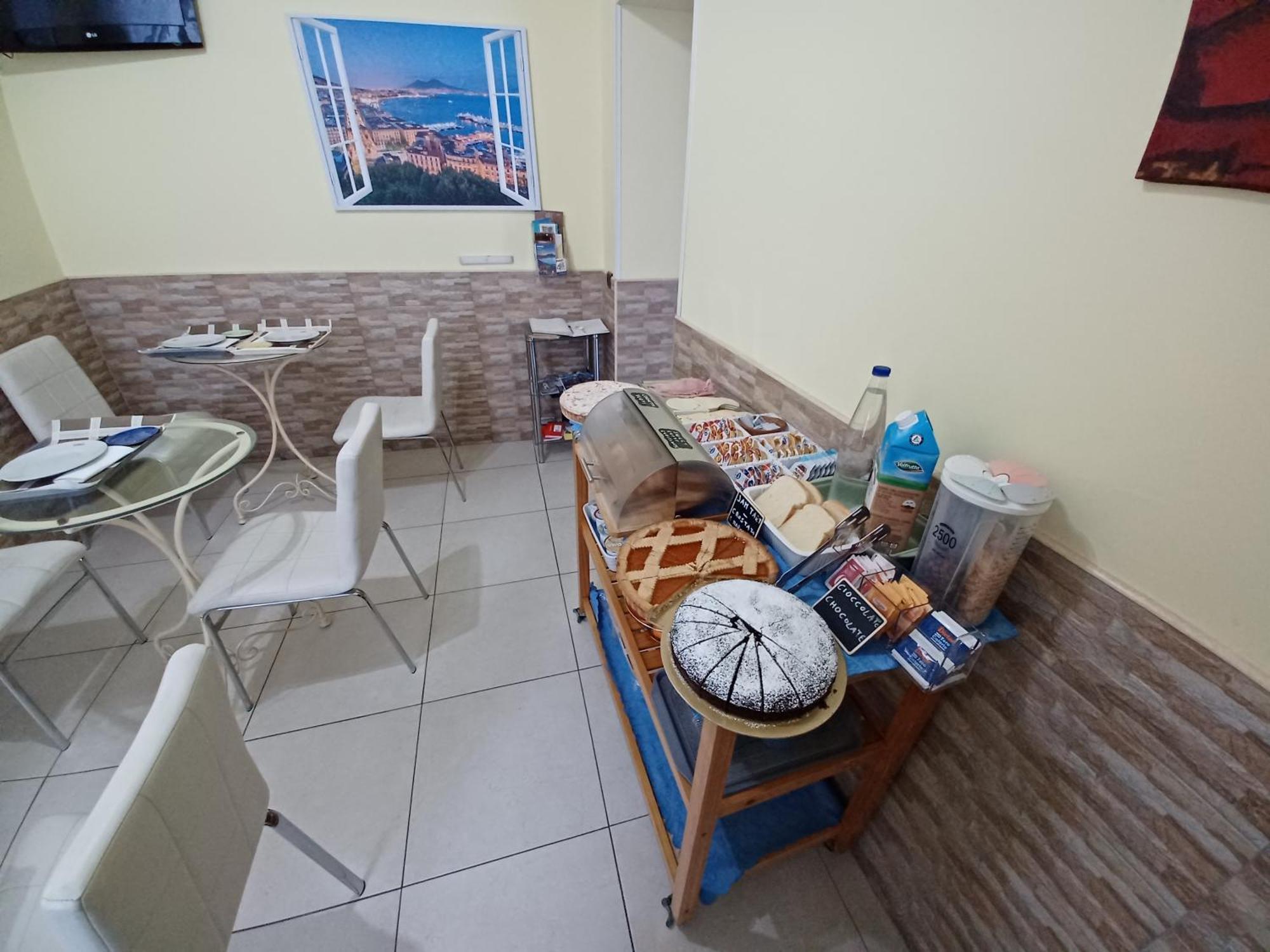 B&B Quattro Palazzi Napoli Centro ภายนอก รูปภาพ