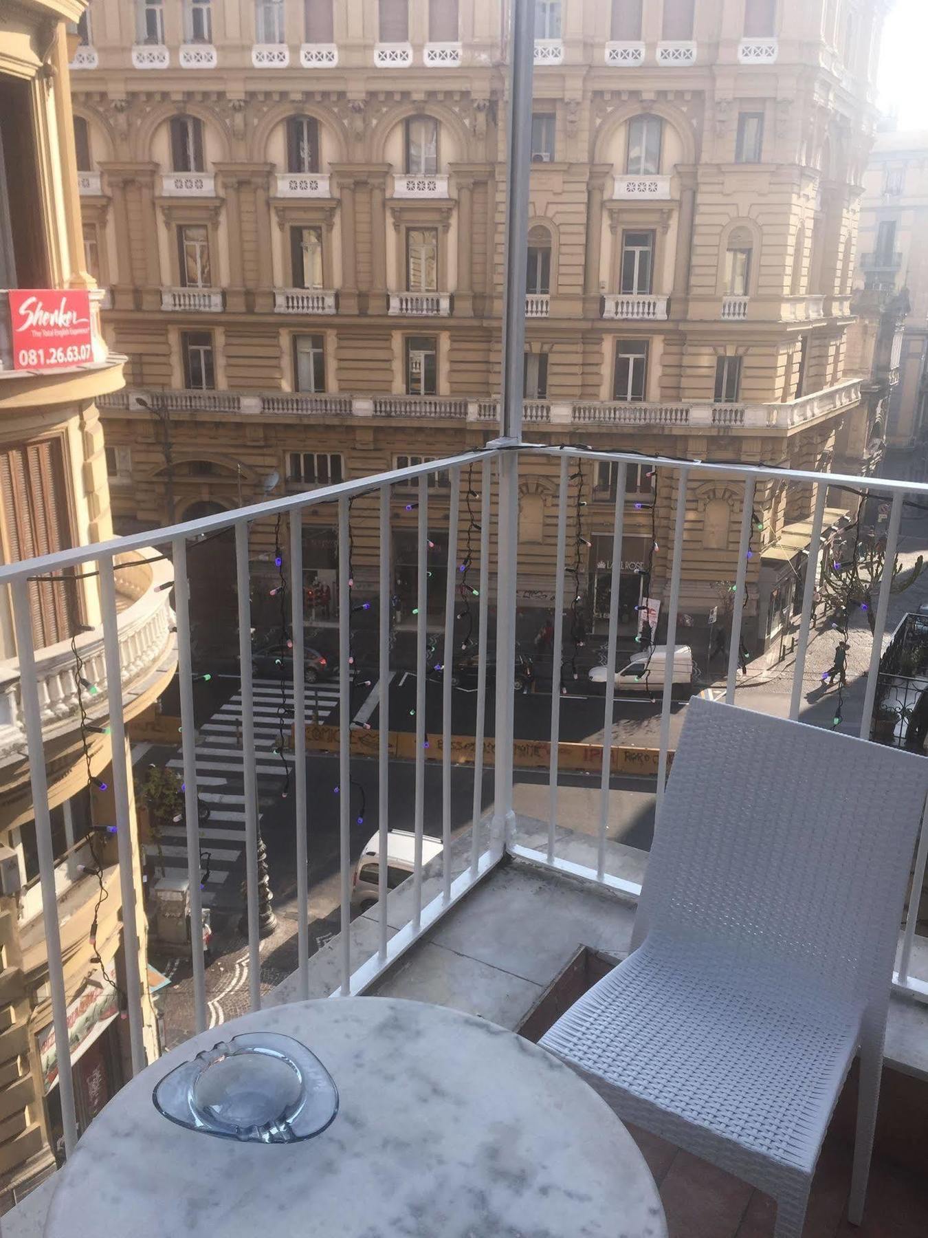 B&B Quattro Palazzi Napoli Centro ภายนอก รูปภาพ